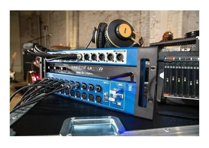 Mesa De Som Digital Soundcraft Ui24R 24 Canais Rack Profissional thumbnail 6