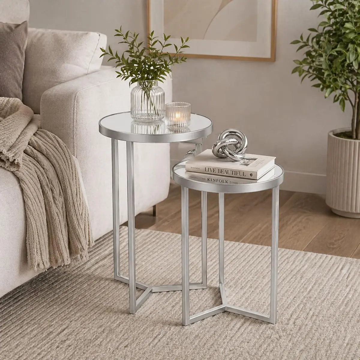 Conjunto com 2 Mesas Laterais Redondas com Tampo Espelhado para Sala e Quarto Base em Metal Mesa de Apoio Decorativa(prata)