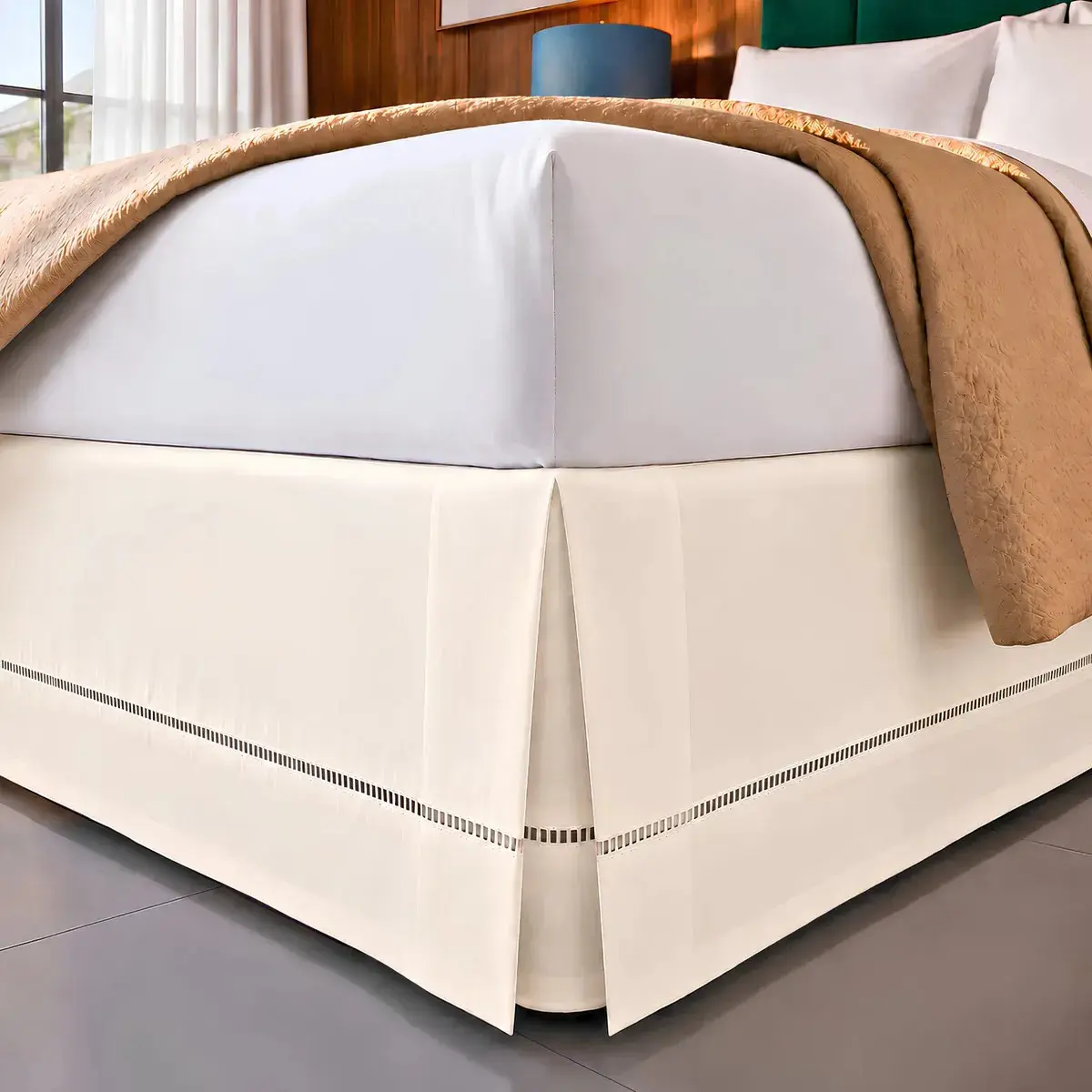 Saia Cama Box Queen size Percal 200 Fios Algodão Com Ponto Palito No Babado Luxo Palha