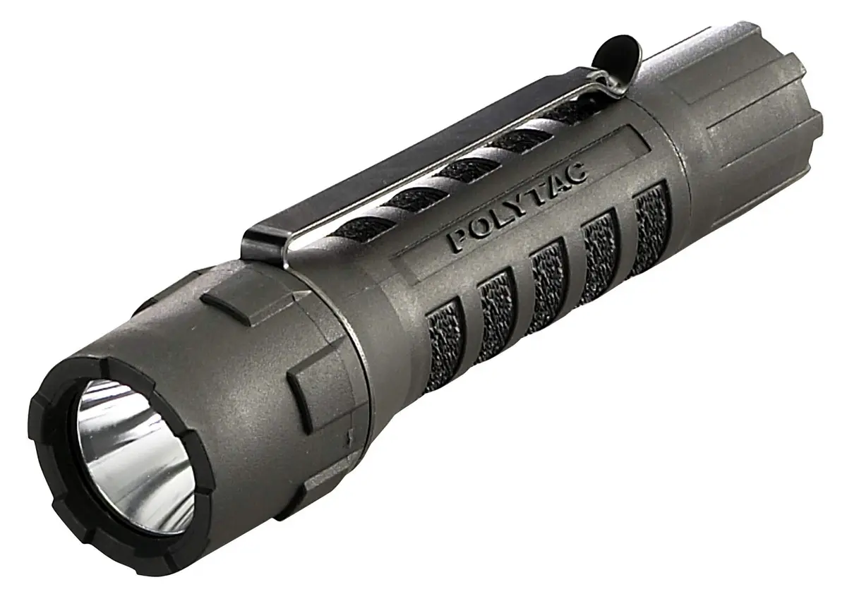 Streamlight 88850 PolyTac LED Flashlight with Lithium Batteries, Black - 600 Lumens