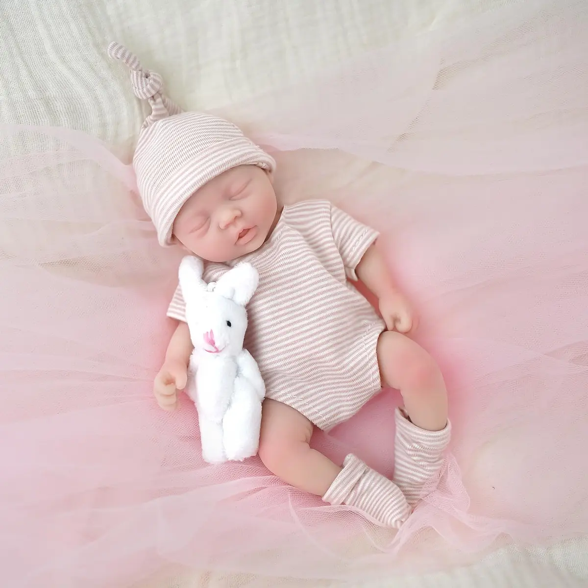 Bebê Reborn Menina Boneca Silicone Sólido Molinho Dormindo 20cm | Olhos Fechados Pode Tomar Banho