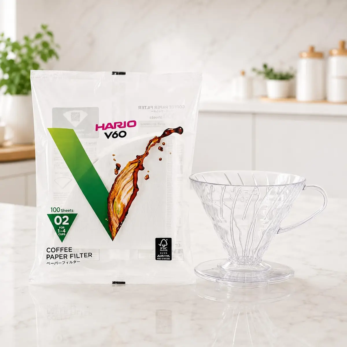 Kit HARIO V60 Suporte Acrílico Transparente Tamanho 02 com Filtro de Papel Branco, 100 Unidades