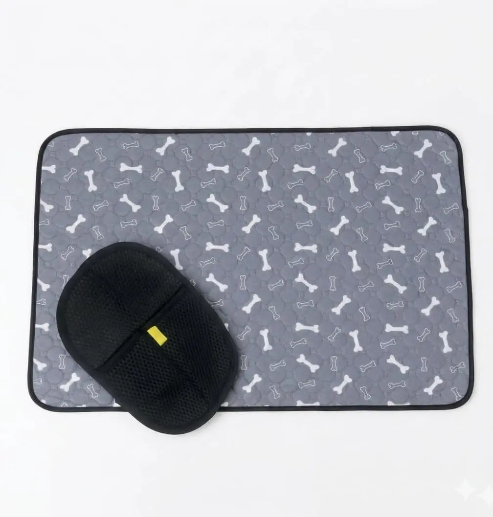 Tapete Higiênico para Cachorros Lavável 50x70 + Luva Limpa Pelos (Cinza) | Higiene e limpeza, 2 soluções em 1 kit