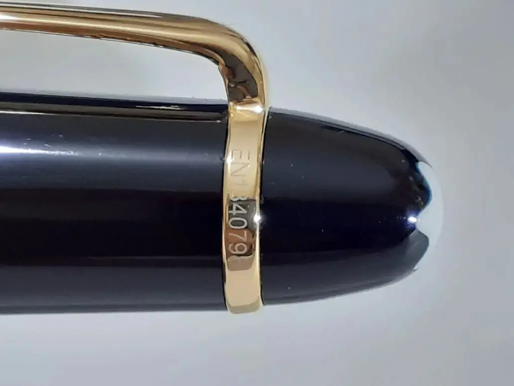 Caneta Esferográfica Montblanc Meisterstuck Classique Preta com Detalhes Dourados thumbnail 4