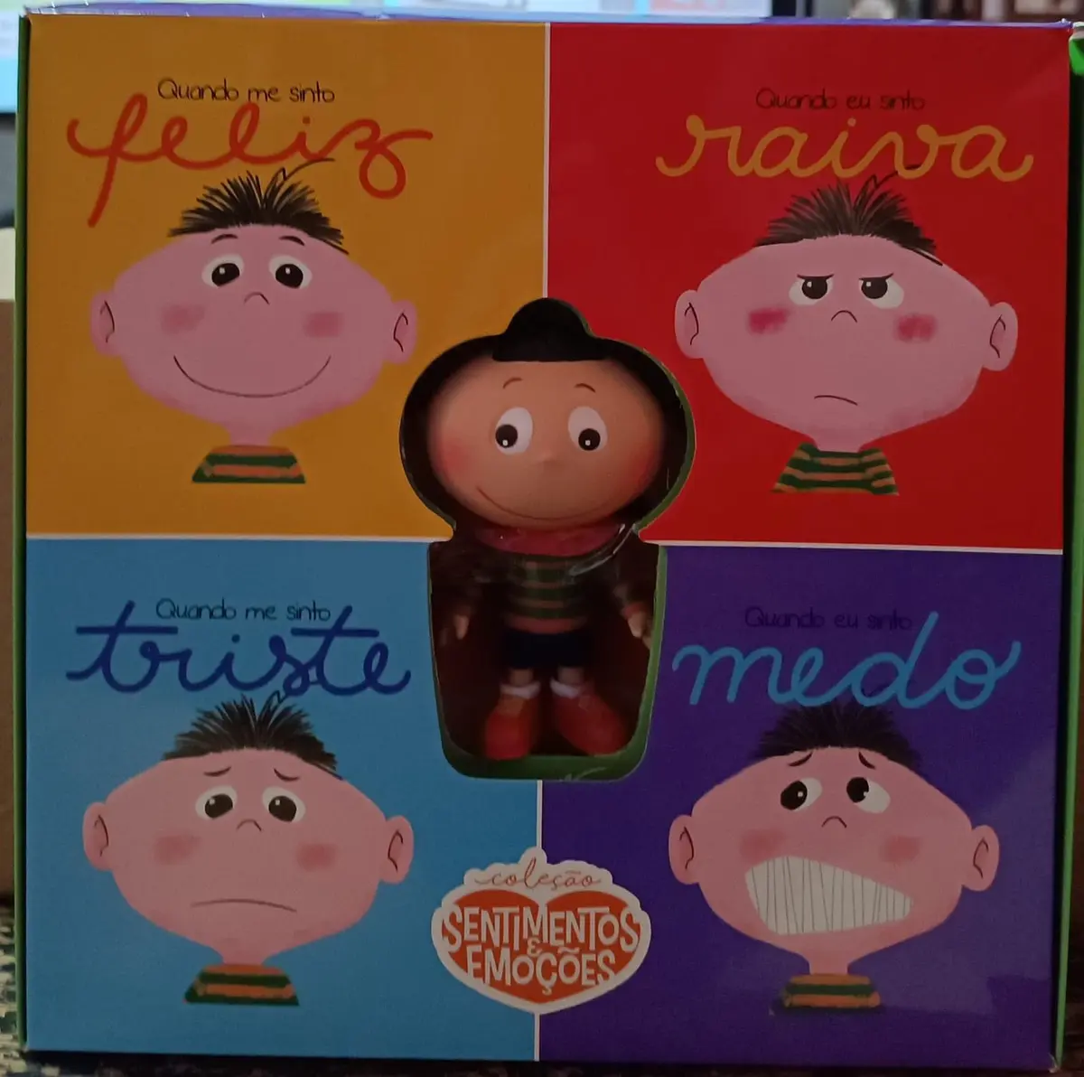 Conjunto - Sentimentos e Emocoes + Boneco Feliz