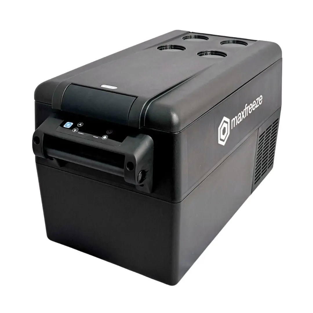 Geladeira Portátil Preta 35 Litros Freezer Quadrivolt 12v/24v 110v/220v Caminhão Ônibus Van Carro Conexão Bluetooth Maxfreeze