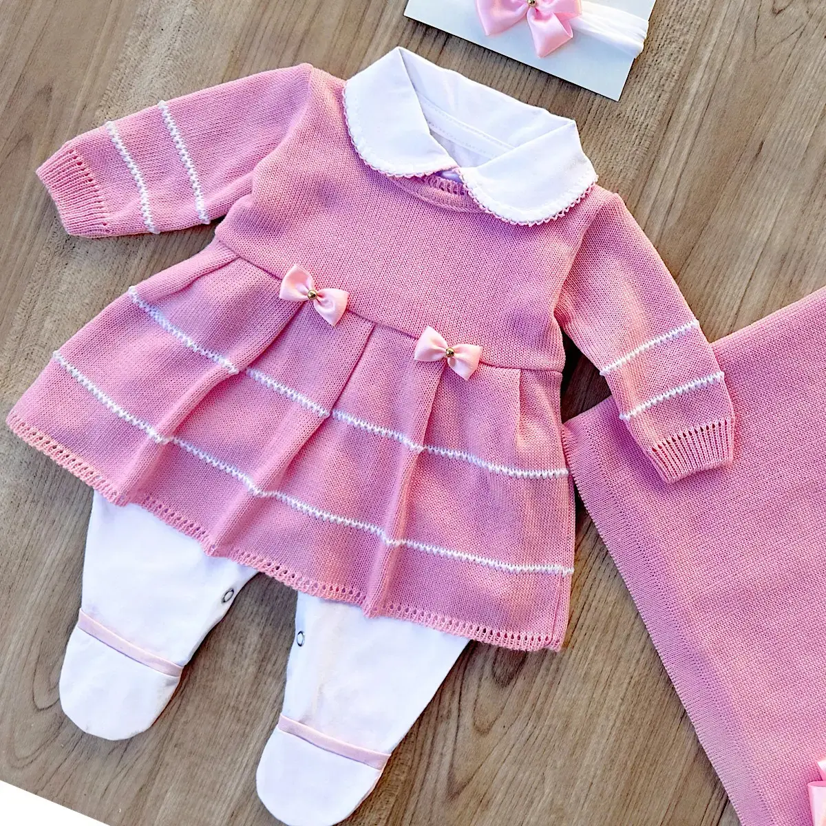 Saída De Maternidade Em Tricô Rosa Bebê Rosa 0 A 3 Meses thumbnail 4