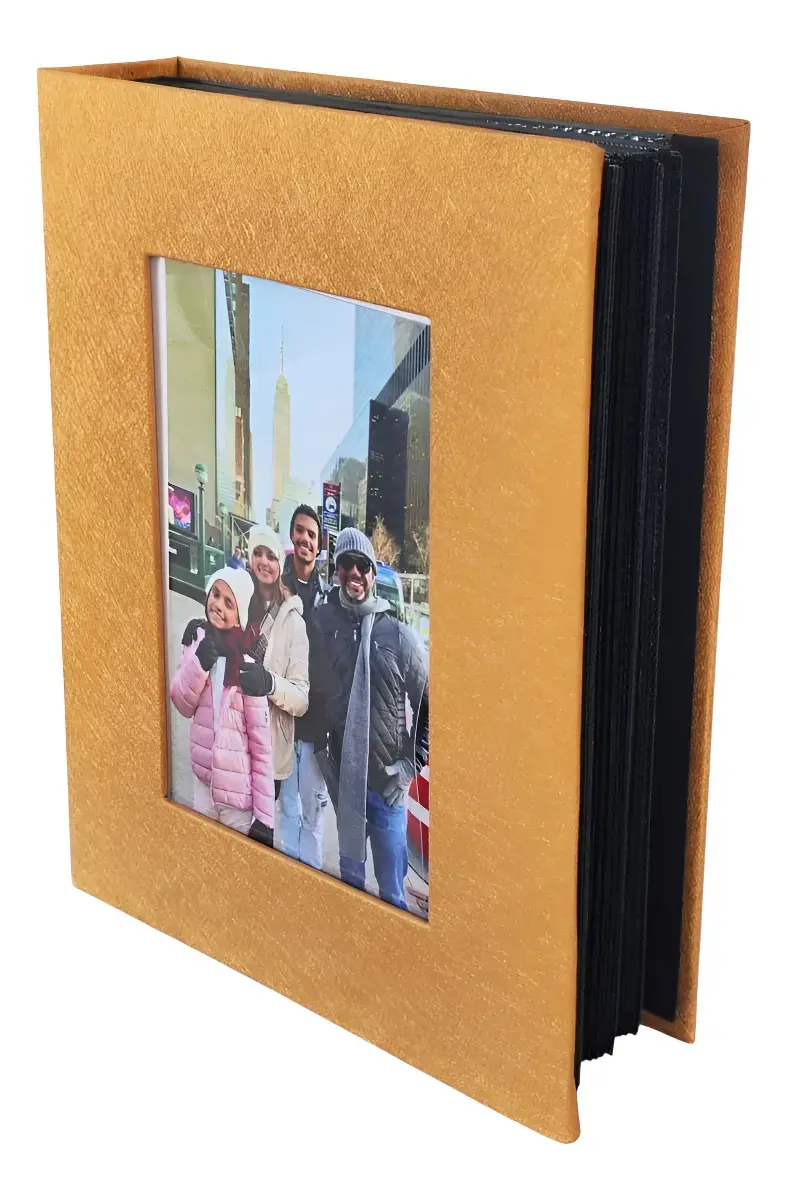 Álbum Fotográfico Luxo P/200 Fotos 10x15 Capa Personalizada Cor Dourado