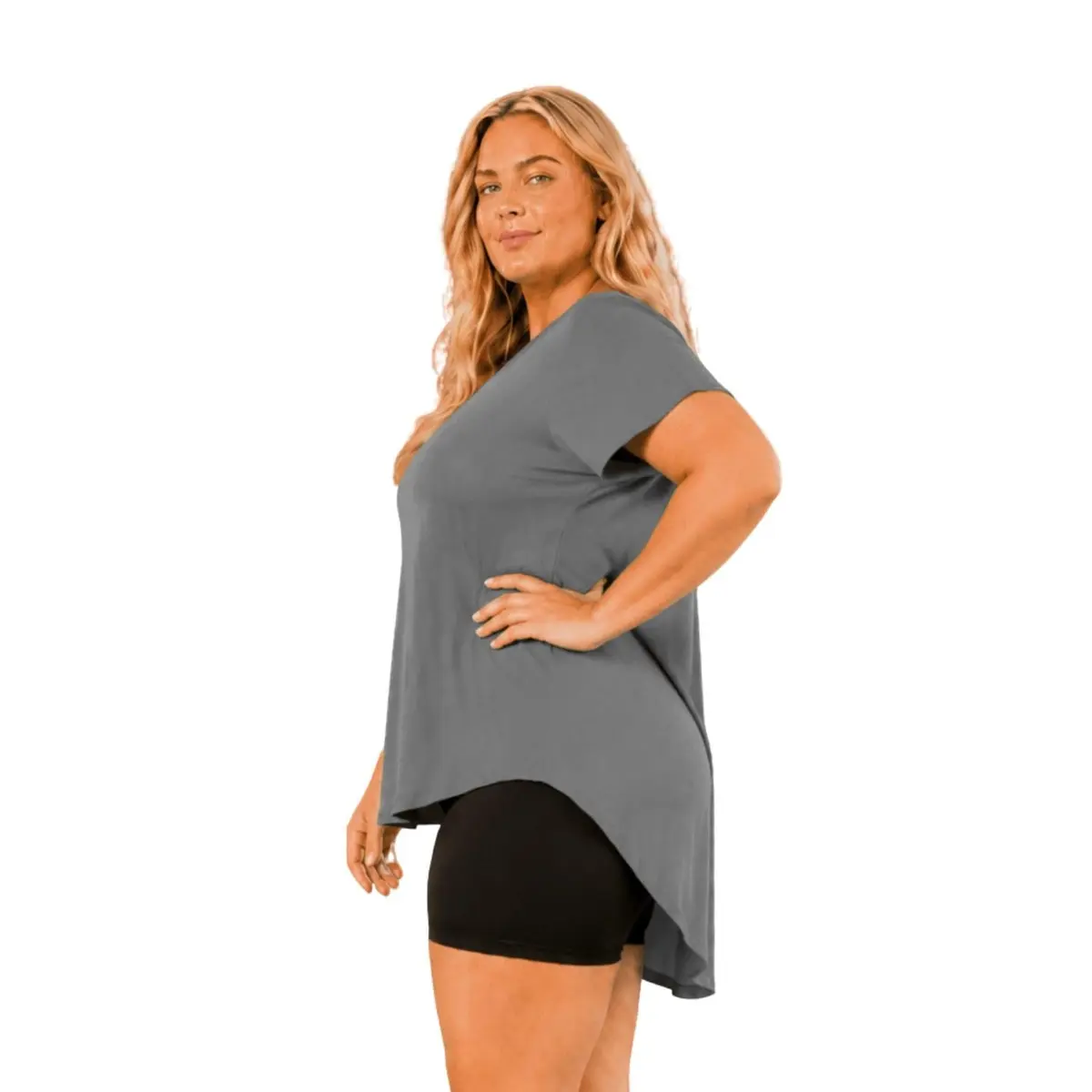 Blusa Feminina Plus Size Mullet Manga Curta Lisa – Camiseta Oversized com Barra Alongada, Caimento Solto, Confortável para Dia a Dia