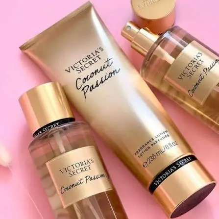 Kit Body Splash + Creme Hidratante Coconut com Glitter 250ml | Fragrância Cremosa | Feminino | Envio Rápido