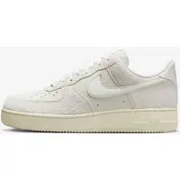 Tênis Nike Air Force 1 07 LX Masculino - 1