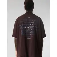 CAMISETA HUGE APPROVE CREATIVE DEPARTAME - MARROM