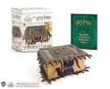 Harry Potter: The Monster Book of Monsters: It Roams and Chomps! Capa comum – - 1