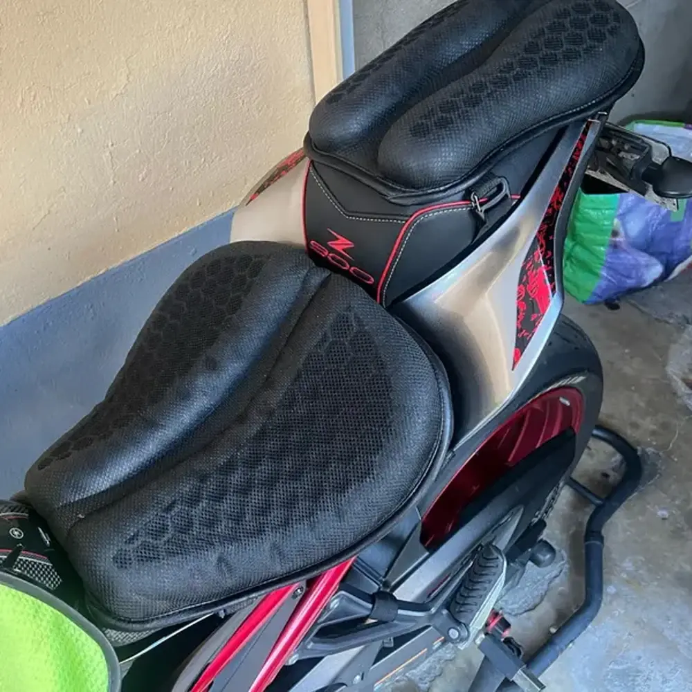 Almofada de assento de motocicleta 3d favo de mel antiderrapante almofada de assento de gel moto alívio de pressão almofada de assento de passeio acessórios de moto