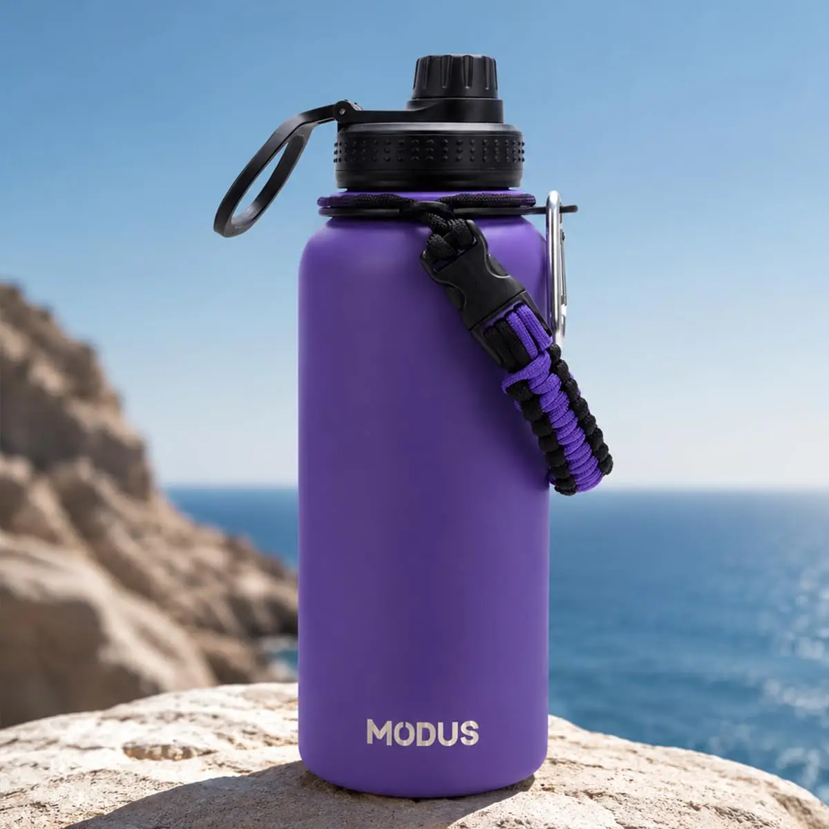 Garrafa Térmica 950ml de Inox, Parede Dupla, Isolamento a Vácuo | Bico Antivazamento, Com Alça de Paracord, Mantém Quente e Gelado (Roxo)