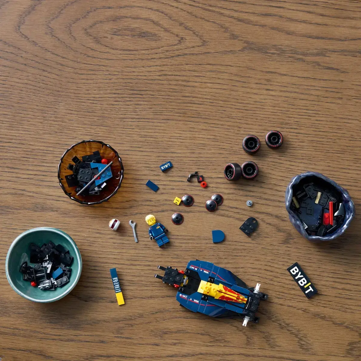 LEGO Speed - Oracle Red Bull Racing RB20 F1 - 251 Peças - 77243 thumbnail 5
