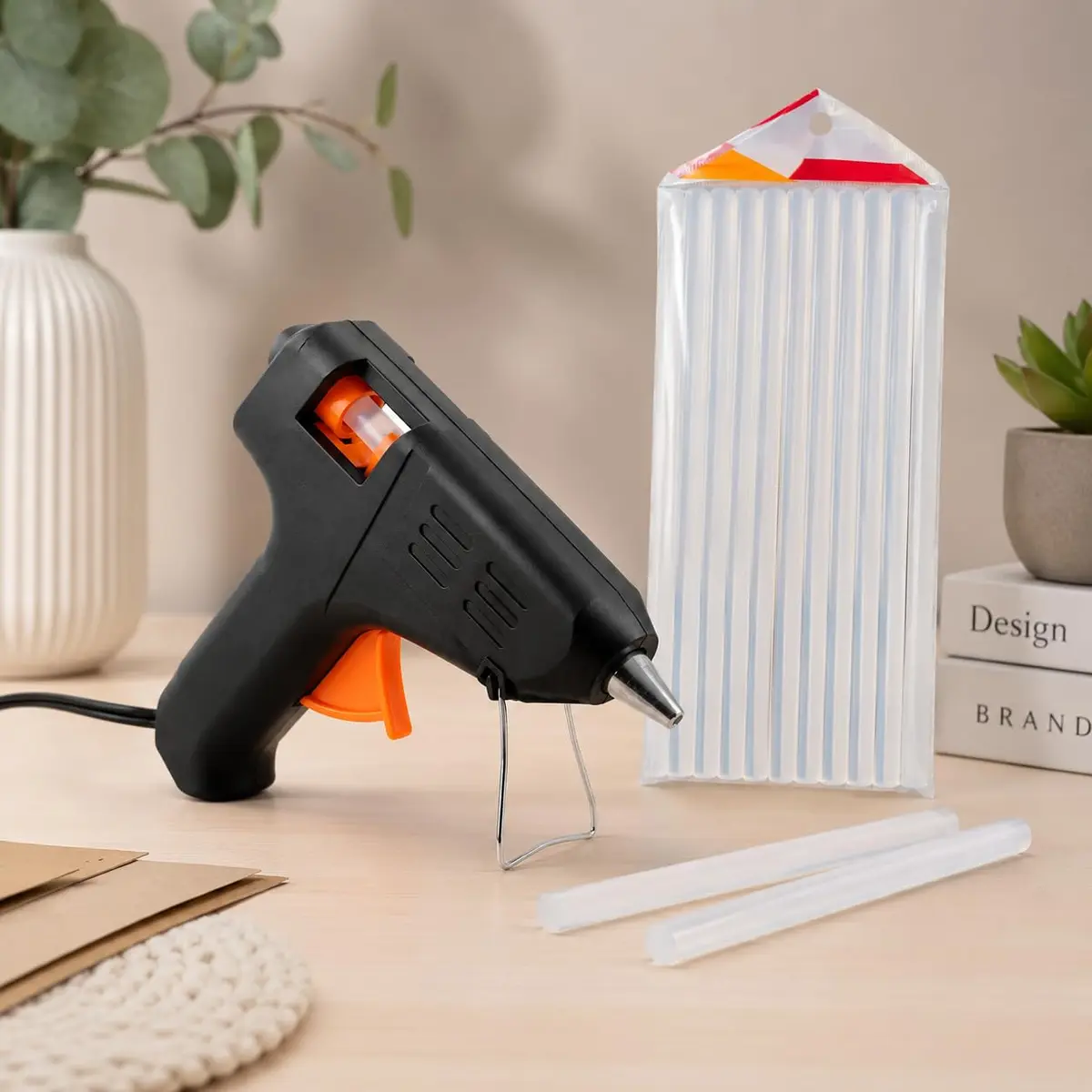 Pistola de Cola Quente Bivolt 20W + 10 Bastões 7mm Kit para Artesanato | Refil de cola fina transparente; ideal para EVA e patchwork; aplicador prático; reparos domésticos rápidos; trabalhos manuais