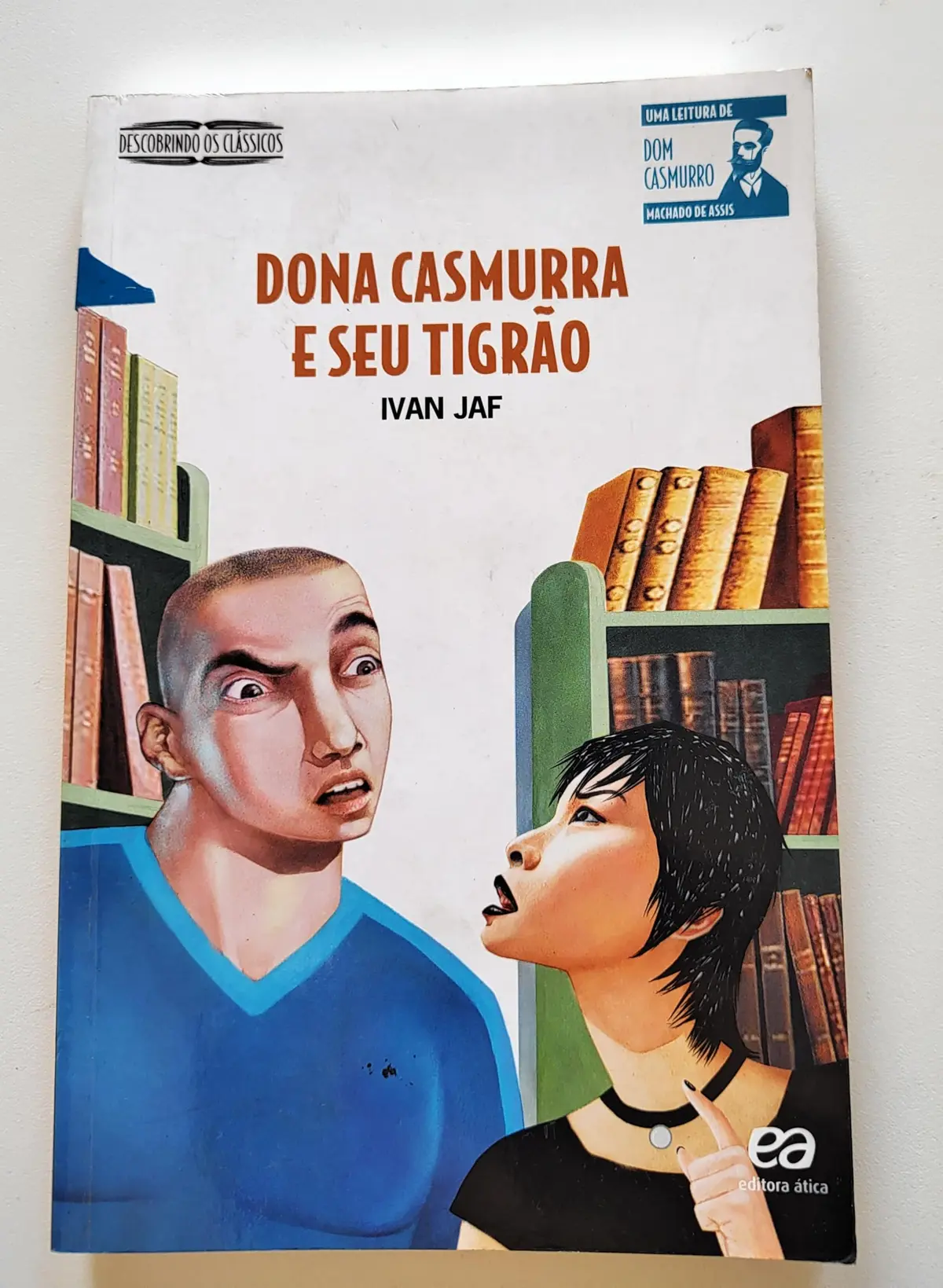 Dona Casmurra e seu tigrão