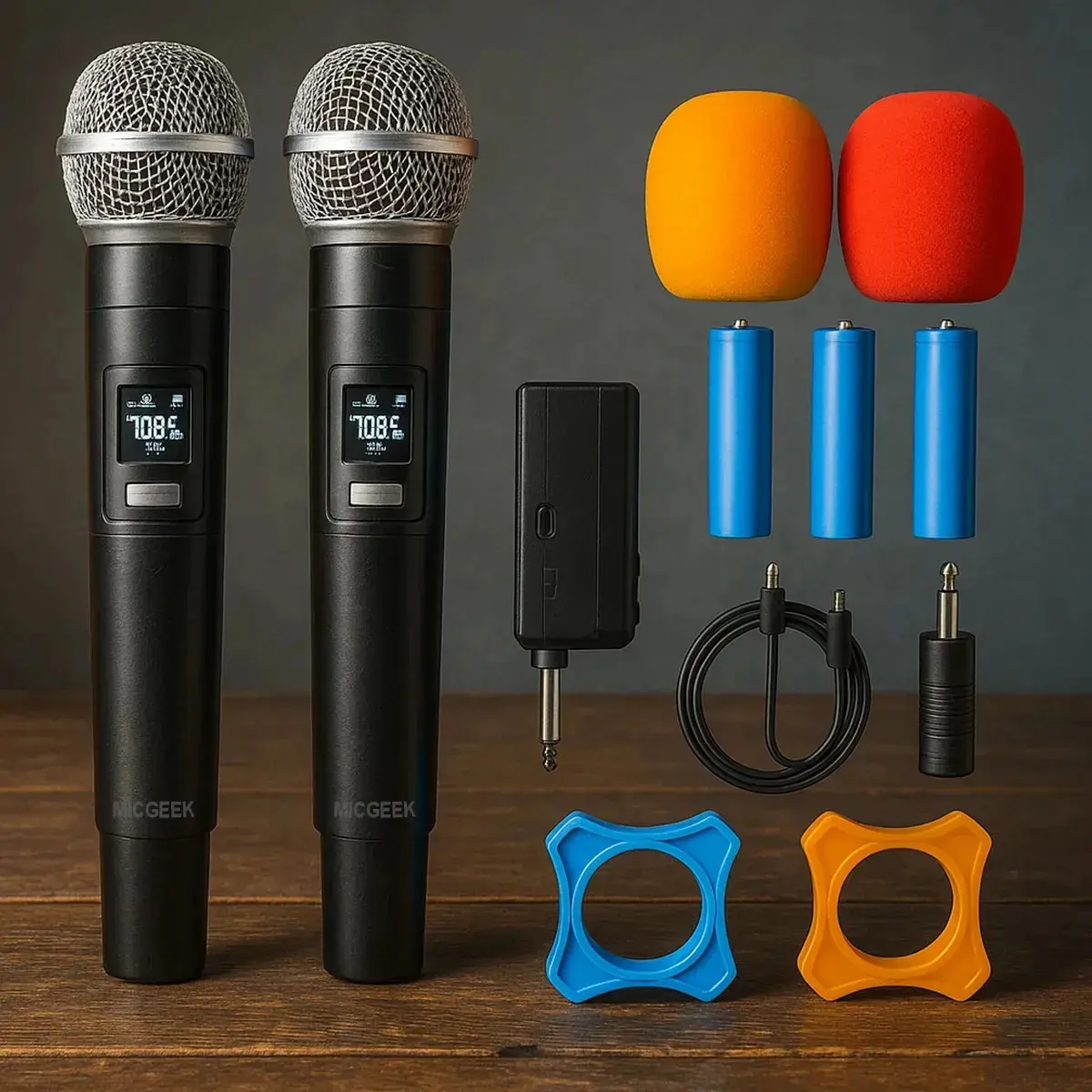 Kit 2 Microfones Sem Fio Dinâmico Recarregável Profissional Uhf Led Karaokê Palestras Shows Igrejas Apresentações Cancelamento De Ruído Anti-larsen Cardioide 14h Bateria Para Palco Reuniões Micgeek - 1