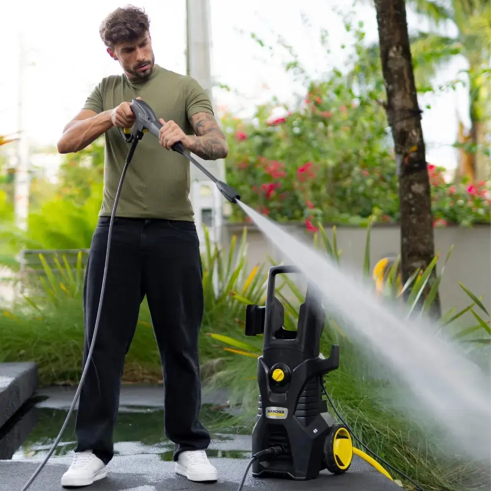 Lavadora de Alta Pressão Kärcher K5 motor a indução 2.100 PSI/Libras 360 L/h 1.900 W com lança turbo e lança leque thumbnail 5