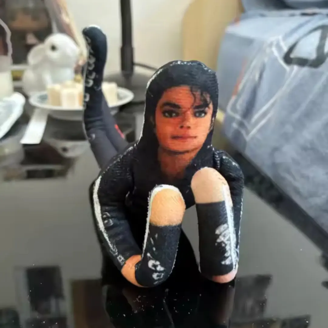 Novo Estilo 2026 Boneco de Pelúcia Articulado Michael Jackson para Cosplay, Decoração de Quarto e Presente - 1