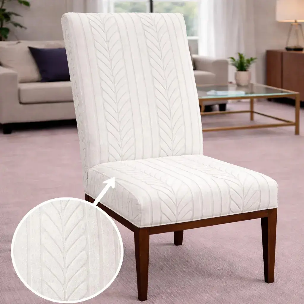 Kit 4 Capas De Cadeira Em Suede Jacquard Alto Relevo Cor Seta Off White