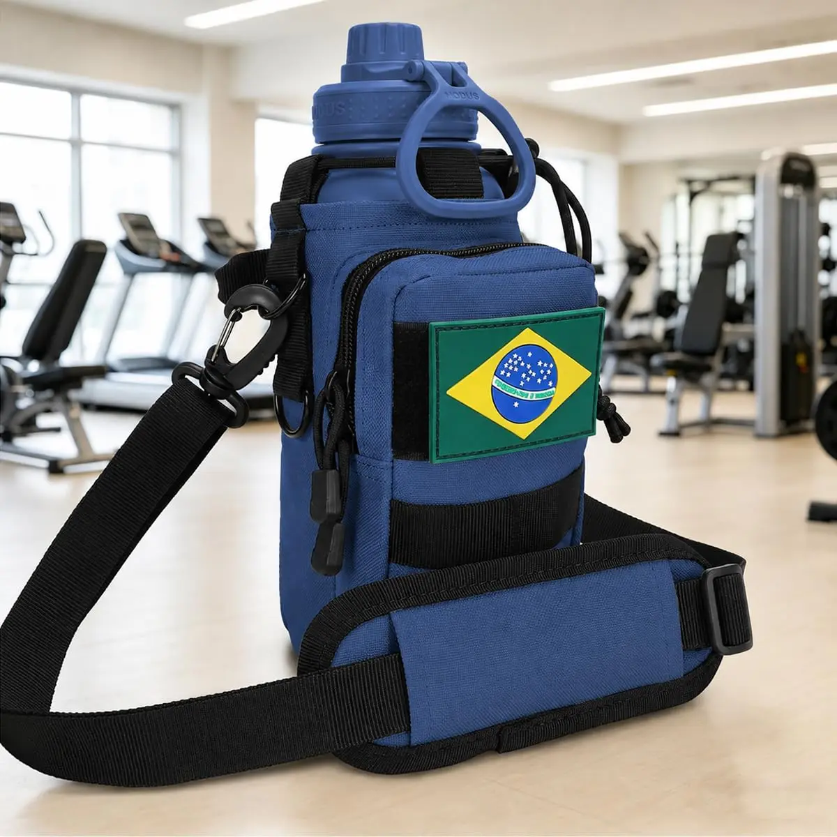 Garrafa Térmica Inox 950ml com Bolsa Tática | Mantém Frio ou Quente por Horas – Para Trilha, Viagem e Dia a Dia (Azul)