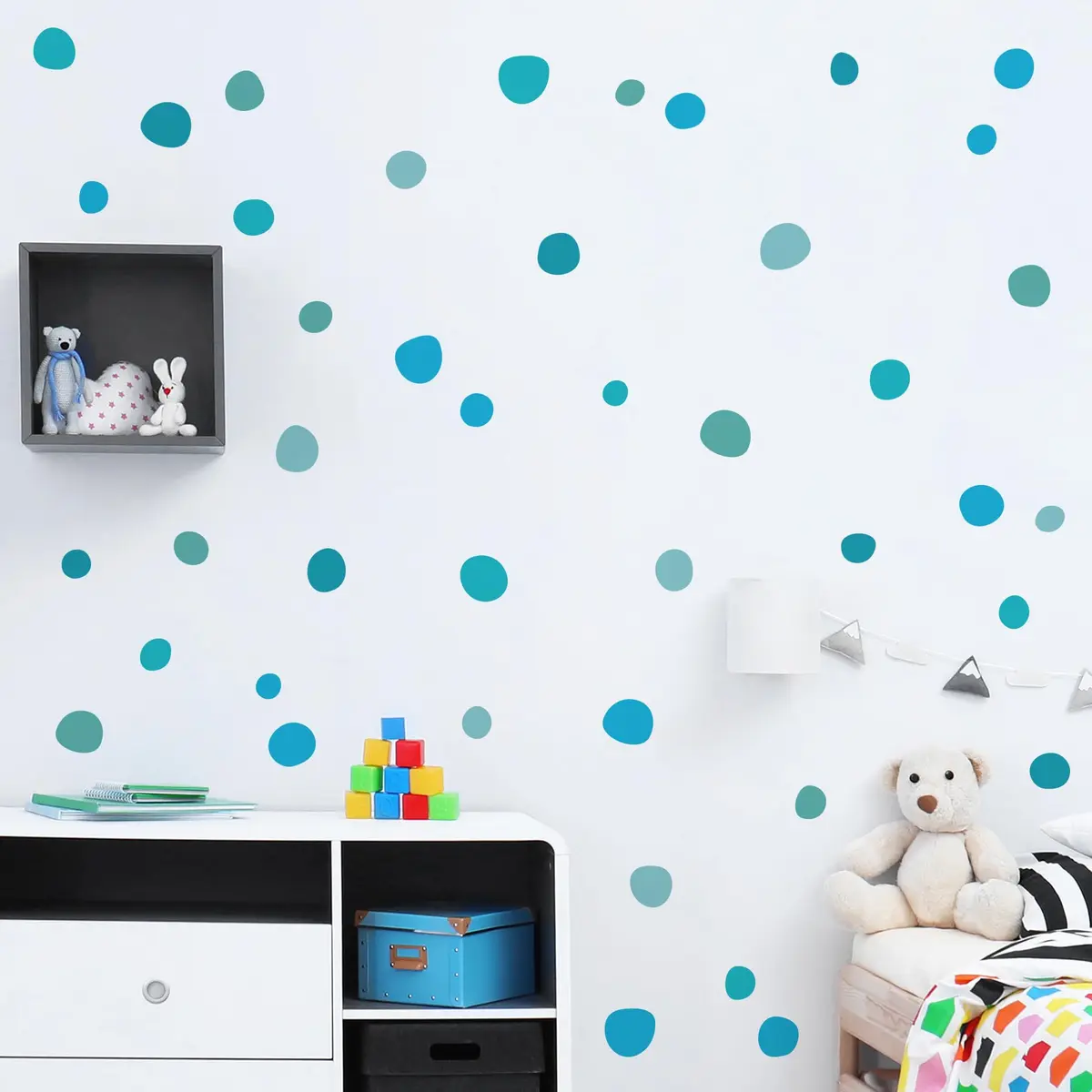 Adesivo De Parede Bolinhas Irregulares Cores de Aquarela 2m² kit com 70 adesivos (Tons de Azul)