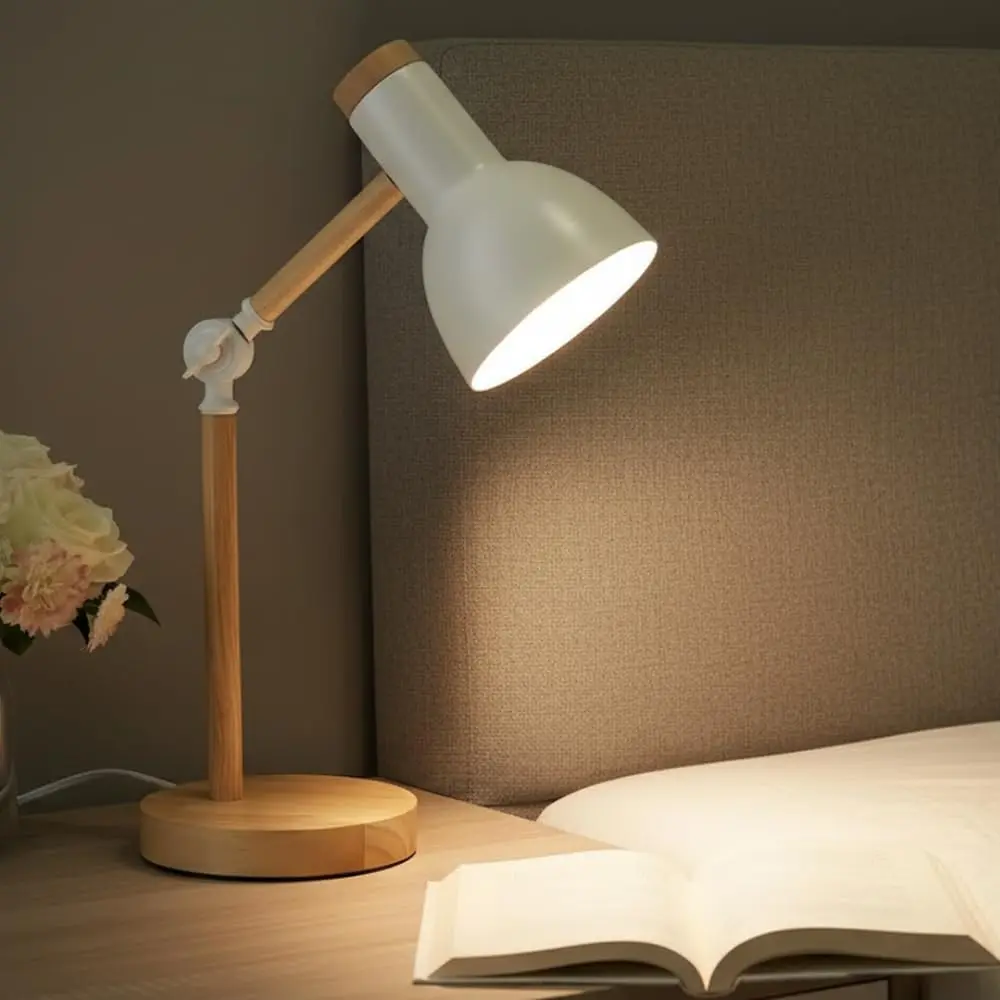 Luminária Abajur de Mesa Articulada com Base em Madeira Natural – Estilo, Funcionalidade e Conforto Visual (Branco)