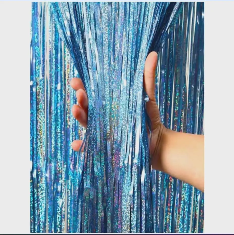 Kit 2pçs Cortina Metálica Holografica Decorativa 2x1 Metros (AZUL BEBÊ) | Decoração brilhante para festas, aniversários, casamentos e painéis fotográficos