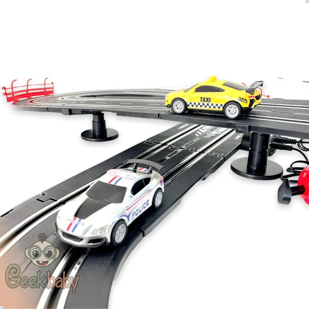 Pista Autorama Organiser Dmt5892 280cm 2 Carrinhos e 2 Controles thumbnail 3