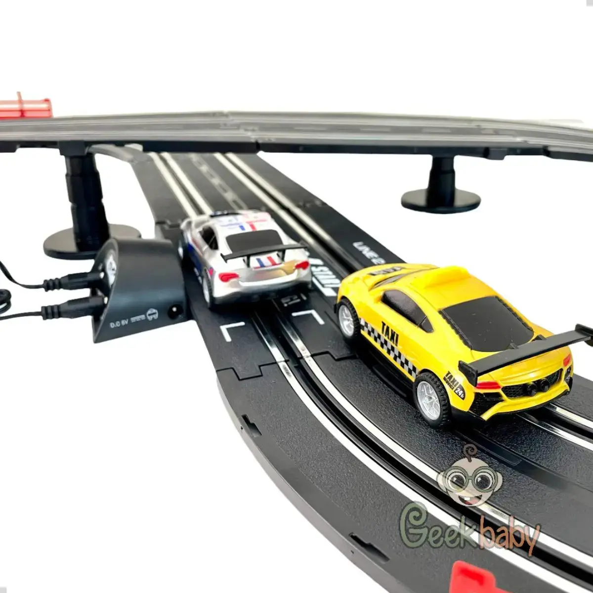 Pista Autorama Organiser Dmt5892 280cm 2 Carrinhos e 2 Controles thumbnail 10
