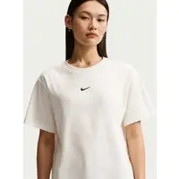 Camiseta Nike Sportswear Classic Oversized Feminina