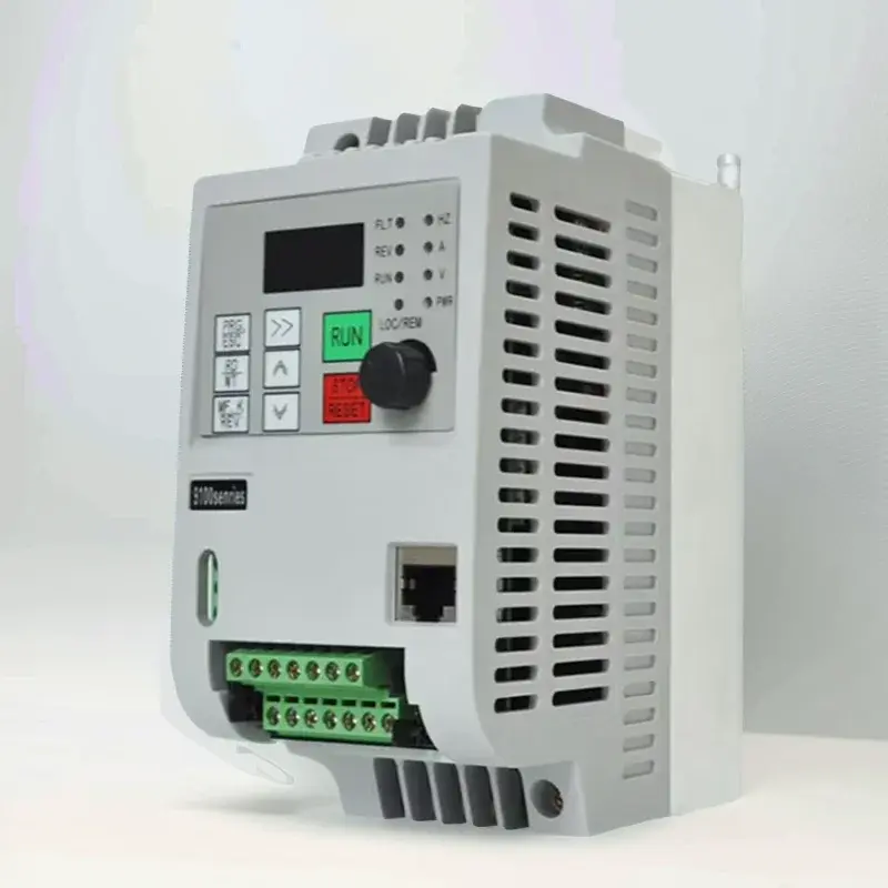 Para a Europa: entrada monofásica de 220v, conversor de frequência de saída trifásica, alimenta 1,5kw/2,2kw/4kw, inversor VSD/VFD/50HZ