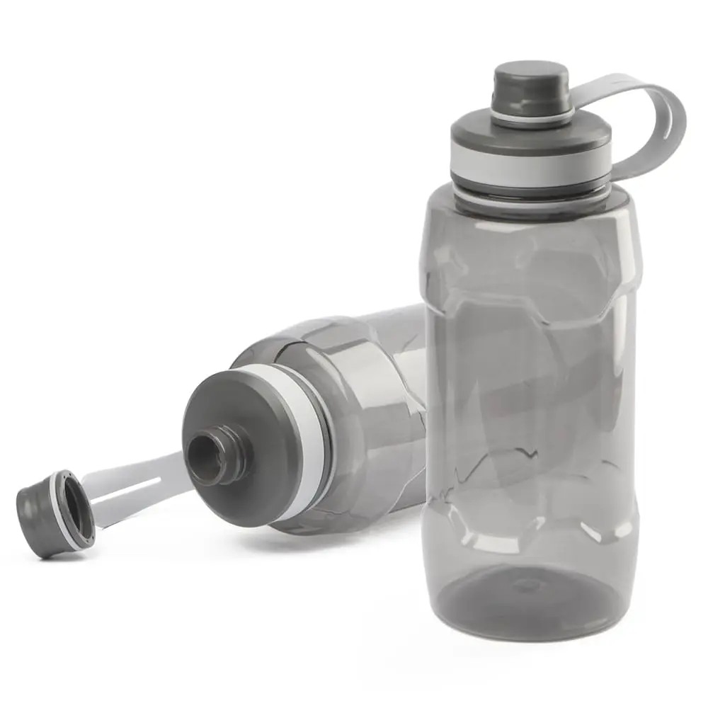 Garrafa De Água 1,5 Litros com Alça de Mão Para Transporte e Tampa Com Anel de Silicone Para Vedação anti vazamento, Bico Rosqueável Para Acesso Rápido na Cor Preto Transparente UTIMAIS+ - 1