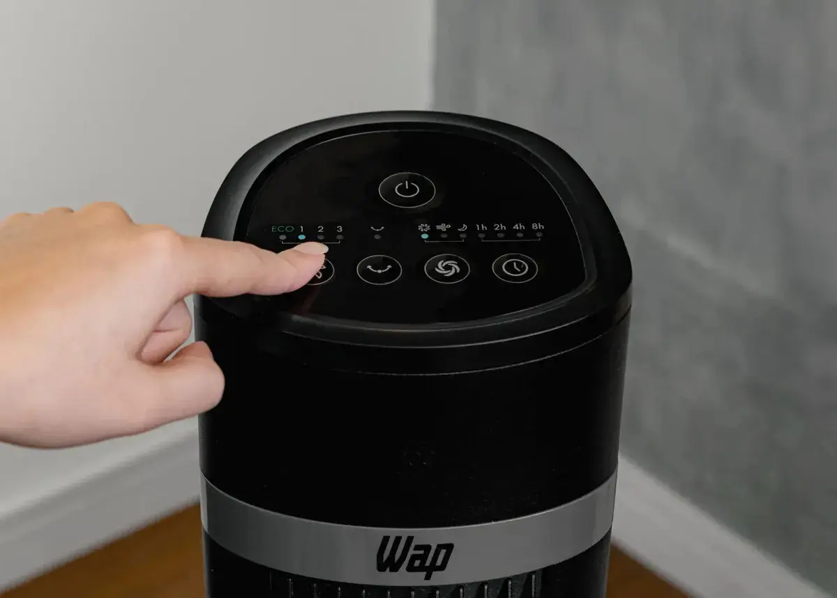 Ventilador Torre AIR SILENCE WAP Silencioso Oscilante com Controle Remoto 4 Velocidades e Desligamento Automático thumbnail 7