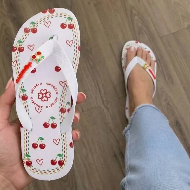 Chinelo Feminino Amorêvo Leve Macio Confortável Praia Verão Casual Antiderrapante Tradicional - 1