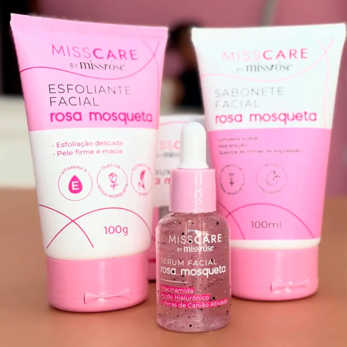 Kit 3 Cuidados Faciais Rosa Mosqueta – Miss Care by Miss Rôse (Sabonete + Esfoliante + Sérum)