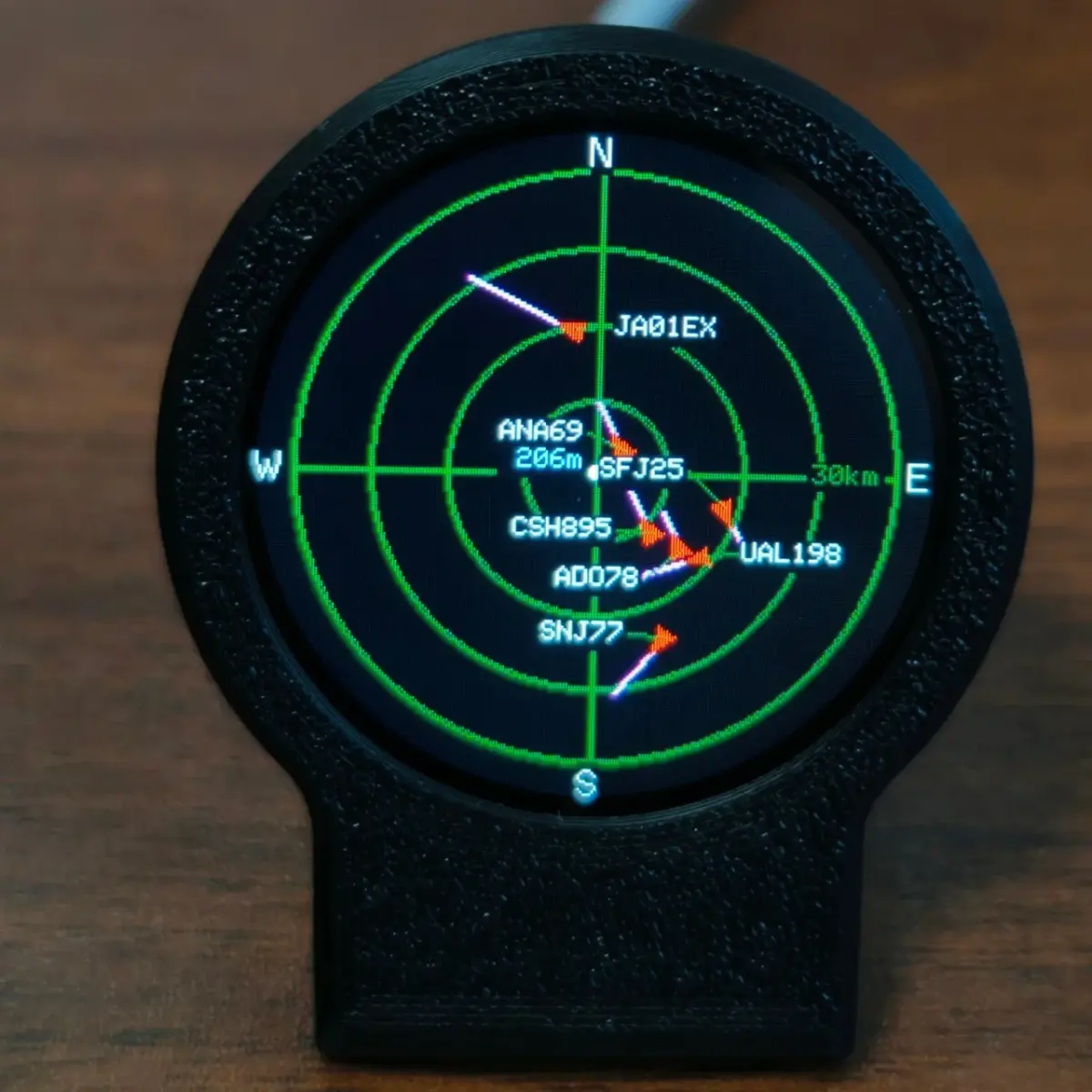 Deskradar USB-C, Gadget Rastreador de Voo ADS-B em Tempo Real com Tela de Rede Sonar e Caixa Impressa em 3D, Decoração de Mesa de Aviação - 1