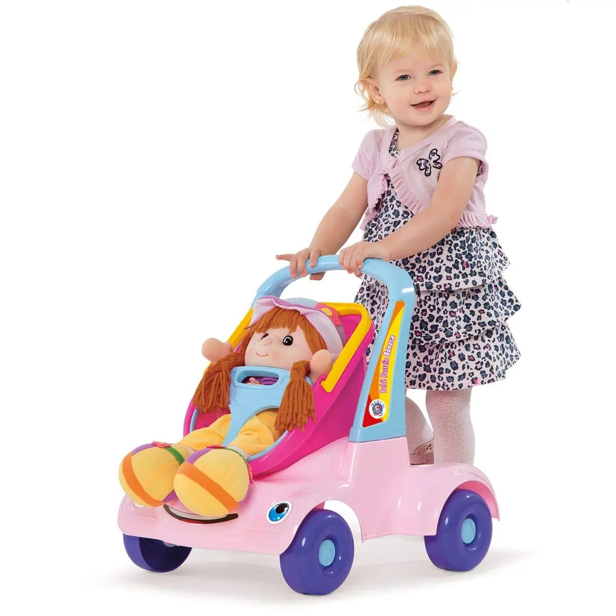 Merco Toys Andador Bebe Passeio Boneca | Leves e fáceis de manusear, este conjunto estimula a criatividade, a coordenação motora e o jogo de faz de conta - 1