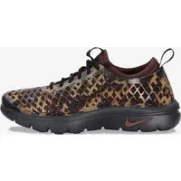 Nike Air Rejuven8