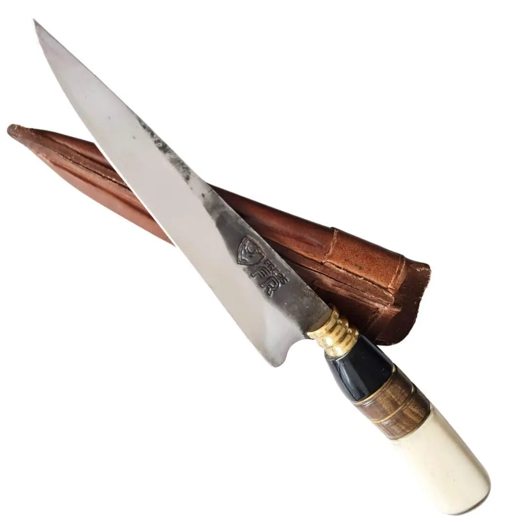 Faca Artesanal FACAS FR Churrasco 7" Aço Carbono 1070 com Cabo de Osso, Madeira e Chifre Bainha de Couro Corte Preciso Produzida no Brasil