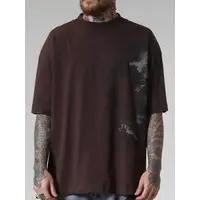 CAMISETA HUGE APPROVE DIVINITY STORE - MARROM