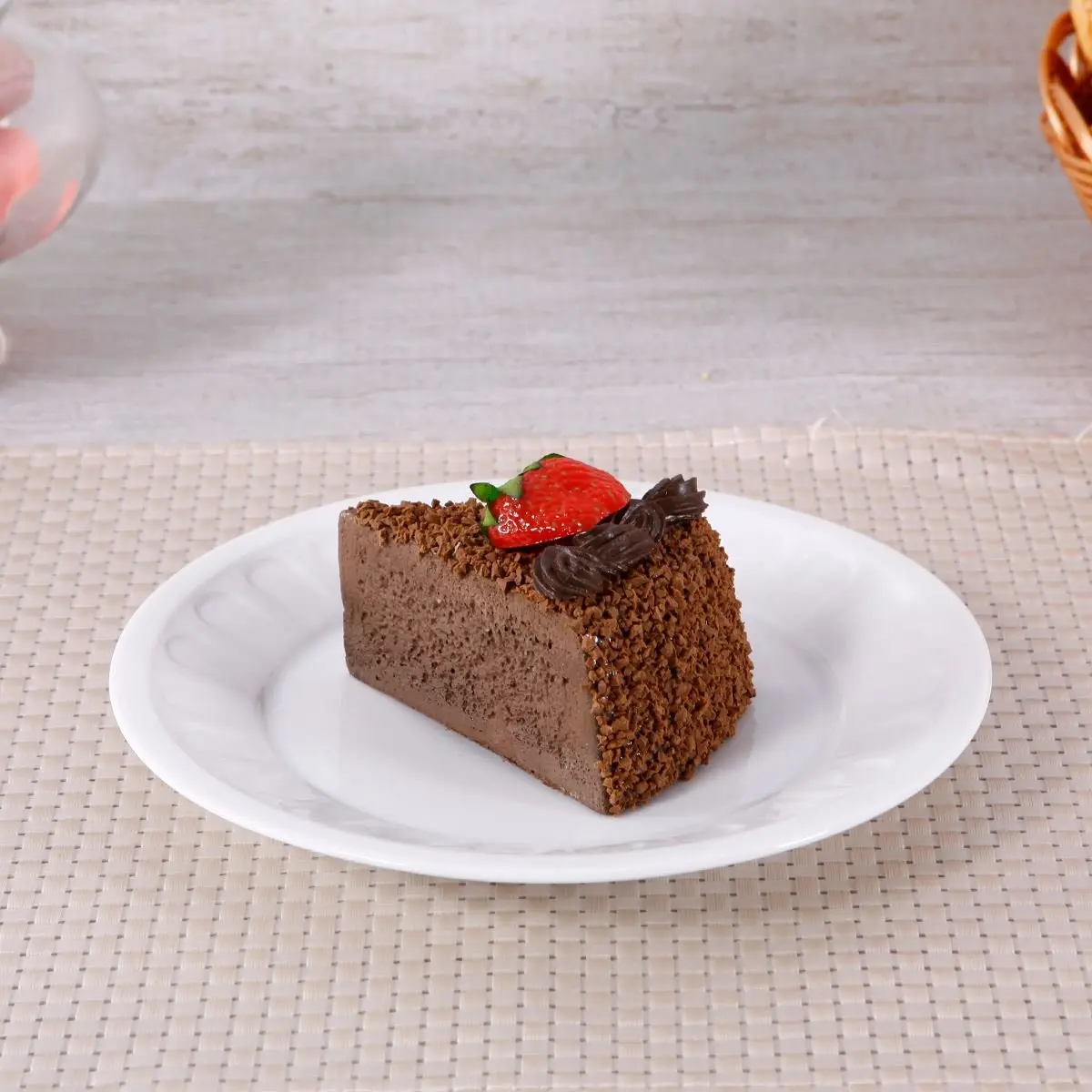 Prato de sobremesa em porcelana, Germer, modelo Pingada, Ø 21,5 cm, Branco | Peça de tamanho médio para fatias de bolo, tortas e frutas, que também serve para aperitivos e petiscos - 1