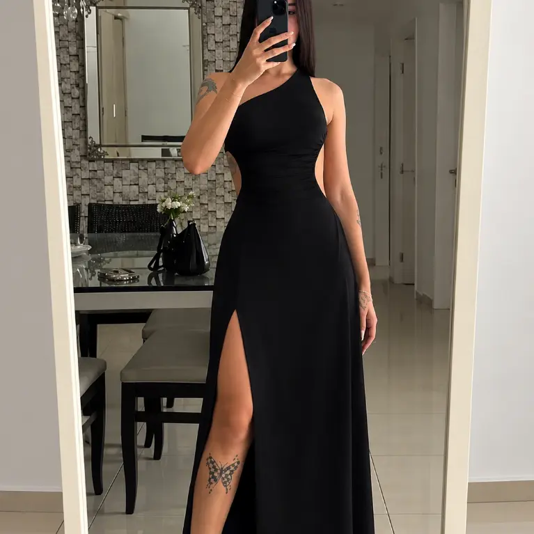 Vestido longo de uma alça Fenda na perna tendência para casamento natal, ano novo, reveillon, formatura e festas noite