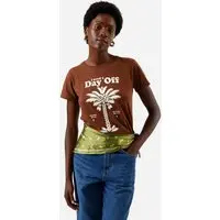 camiseta feminina de algodão i need a day off marrom