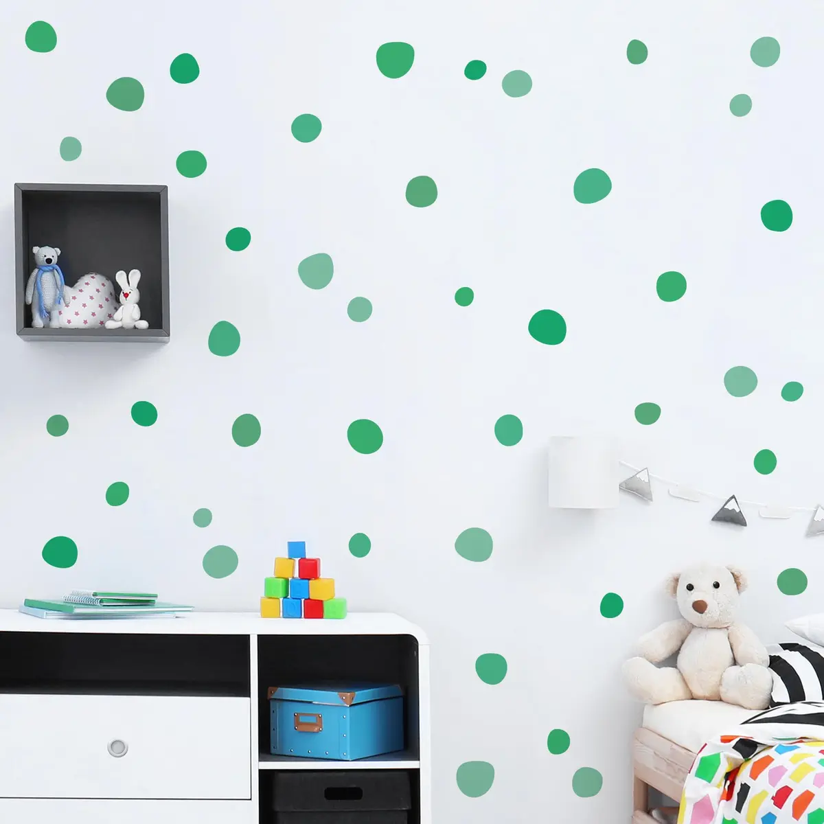 Adesivo De Parede Bolinhas Irregulares 2m² kit com 70 adesivos